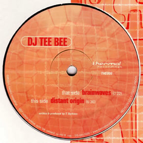 Brainwaves / Distant Origin by Teebee Cover Art