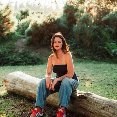 Lottie Jones Drum and Bass Artist Image