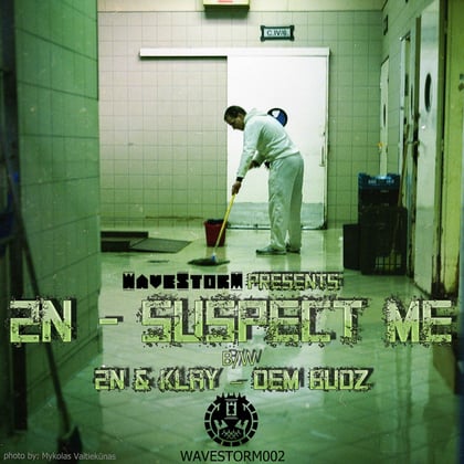Suspect Me / Dem Dubz album by 2N - Drum and Bass Cover Art