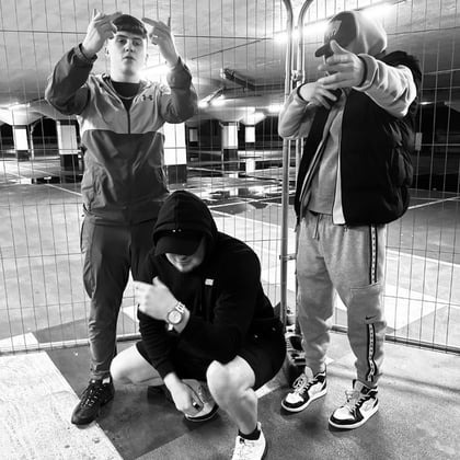 B2B SESSIONS album by Skorch, Blatant MC & Cazzy - Drum and Bass Cover Art