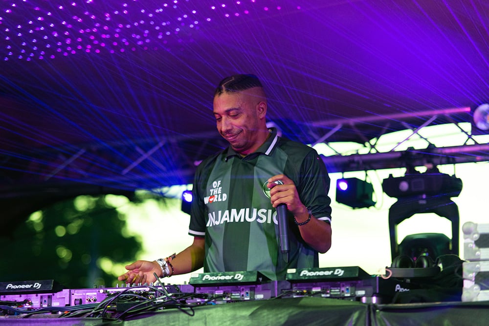 MC Inja at Mucky Weekender 2025 by Jonathan Herron Photography